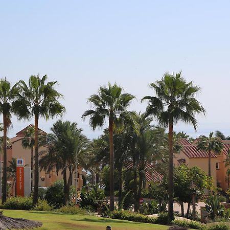 フエンヒロラApartamento Alta Loma With Bbq, Sea Views, Pool, Wifi Sleeps 6アパートメント エクステリア 写真