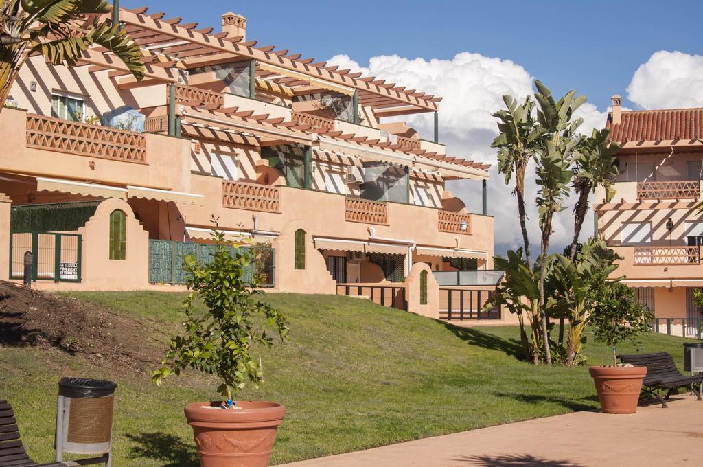 フエンヒロラApartamento Alta Loma With Bbq, Sea Views, Pool, Wifi Sleeps 6アパートメント エクステリア 写真