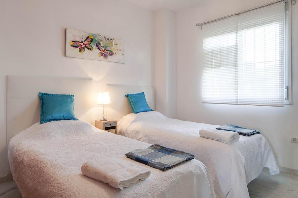 フエンヒロラApartamento Alta Loma With Bbq, Sea Views, Pool, Wifi Sleeps 6アパートメント エクステリア 写真